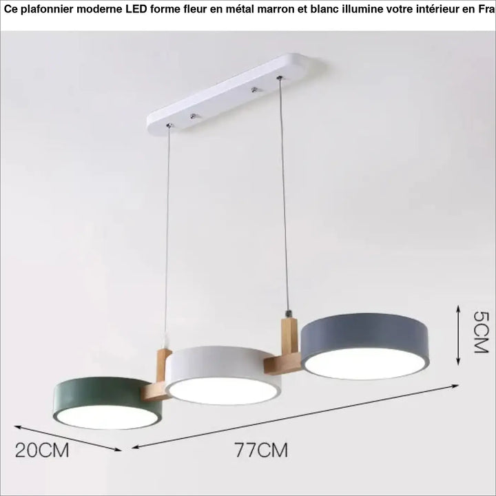 Plafonnier moderne led forme fleur marron et blanc avec trois abat-jours cylindriques vert, blanc et gris et accents en bois