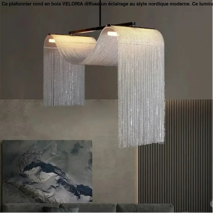 Suspension contemporaine à rideaux métalliques style élégant