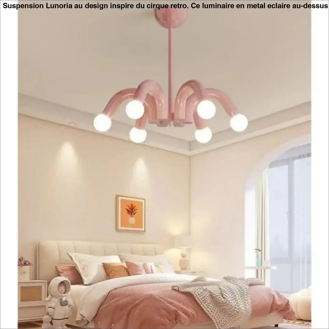 Suspension luminaire kandi rose pastel avec bras courbes et ampoules sphériques style pop art moderne