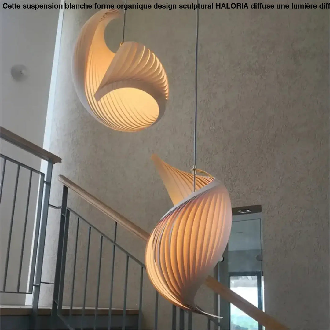 Suspension blanche forme organique design sculptural moderne

