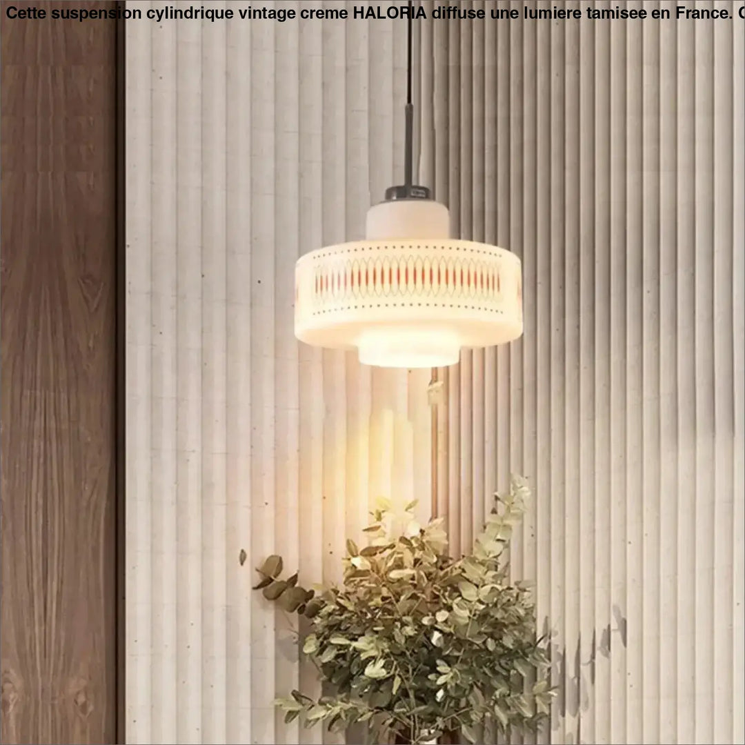 Suspension Cylindrique Vintage Crème Pour Ambiance Douce

