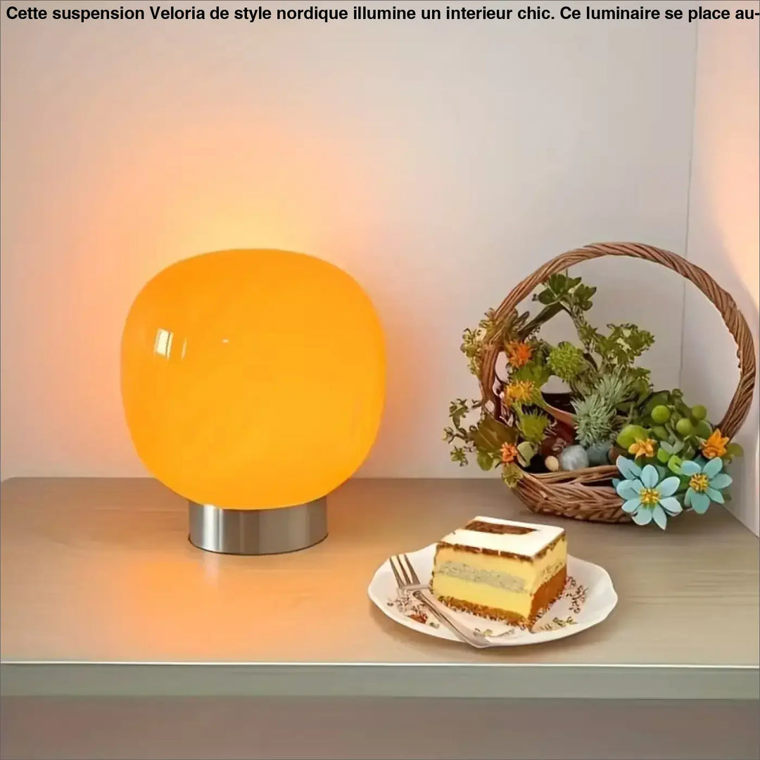 Lampe de chevet macaron avec lampe orange chaude sphérique et base métallique élégante pour décoration intérieure minimaliste