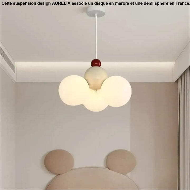Suspension design enfantine blanc chaud