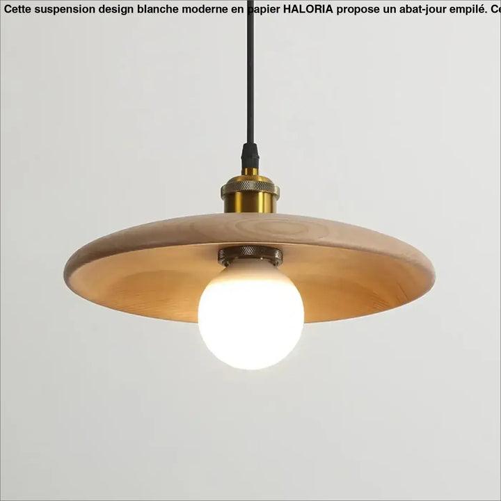Suspension en bois naturel avec abat-jour rond style minimaliste