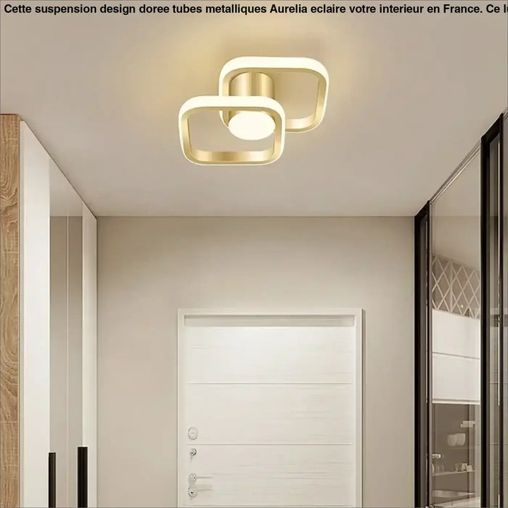 Plafonnier moderne minimaliste doré au design épuré et élégant