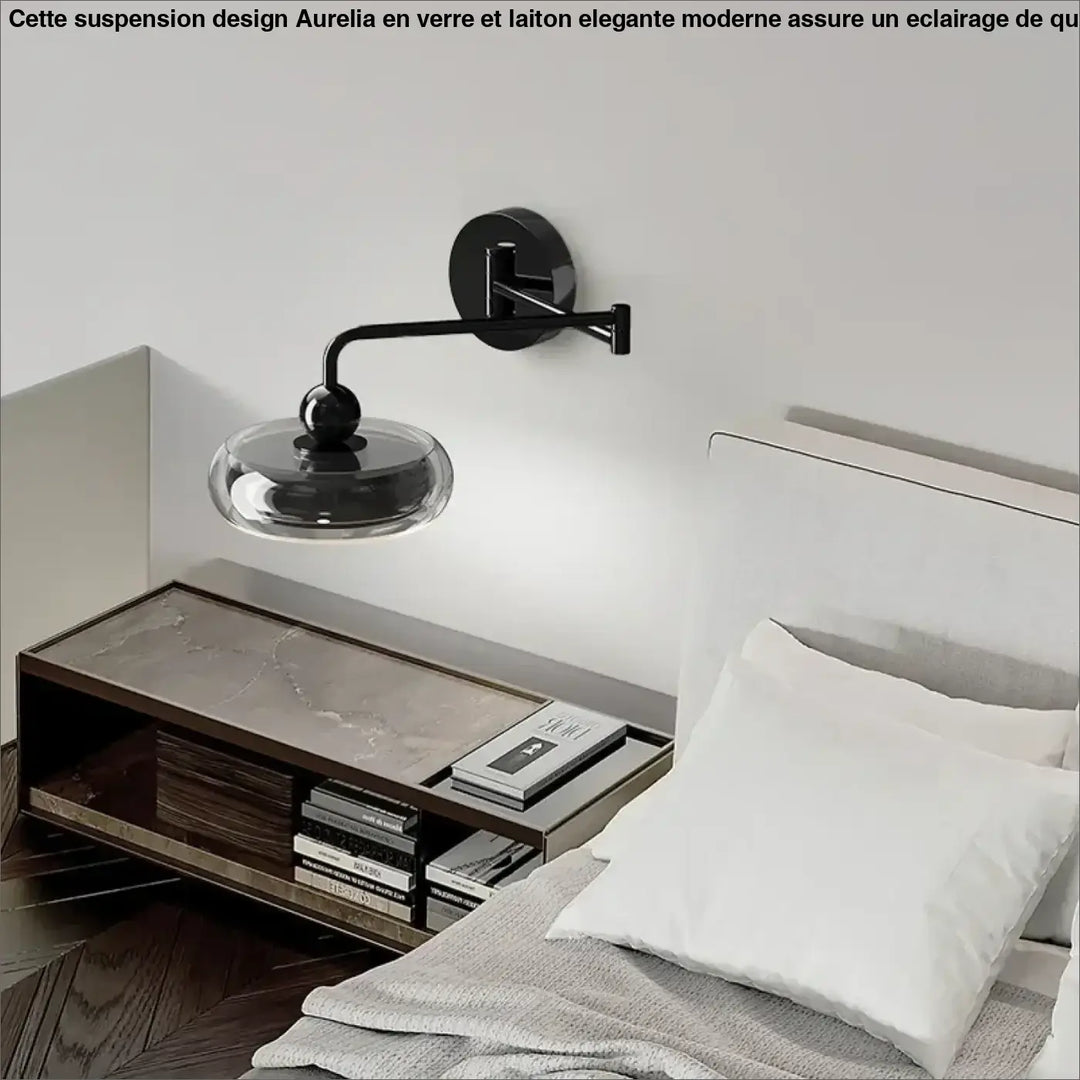 Applique Murale Chromée Avec Abat-Jour En Aluminium Transparent