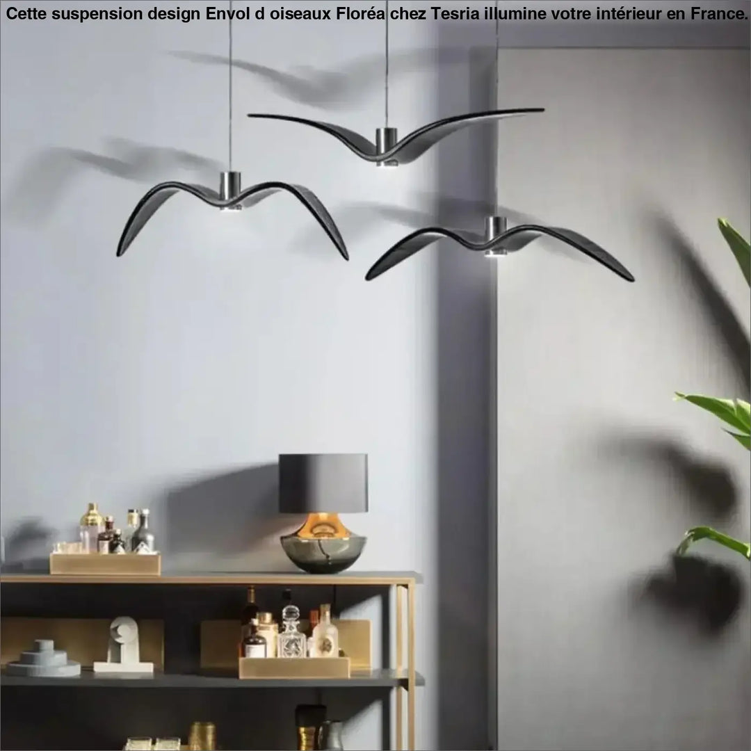 Suspension design envol d’oiseaux lumineux