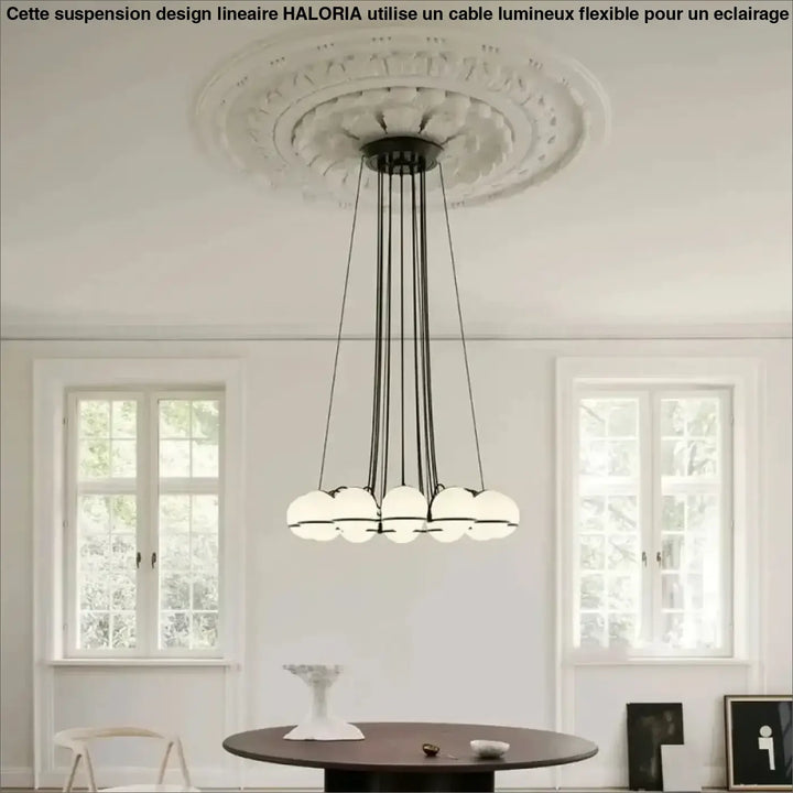 Suspension moderne en métal et globes en verre élégante