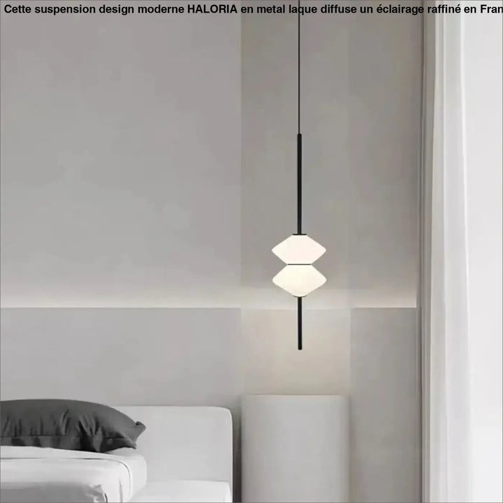 Suspension Design Minimaliste Blanche Avec Câble Élégance