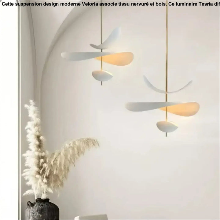 Suspension luminaire blanche en forme de pétale moderne chic