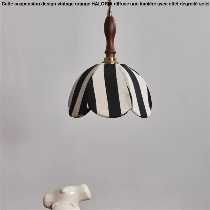 Suspension luminaire striée noir et blanc avec détail doré vintage
