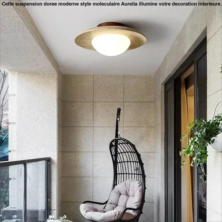 Plafonnier Chic Avec Diffuseur Rond Et Anneau Doré

