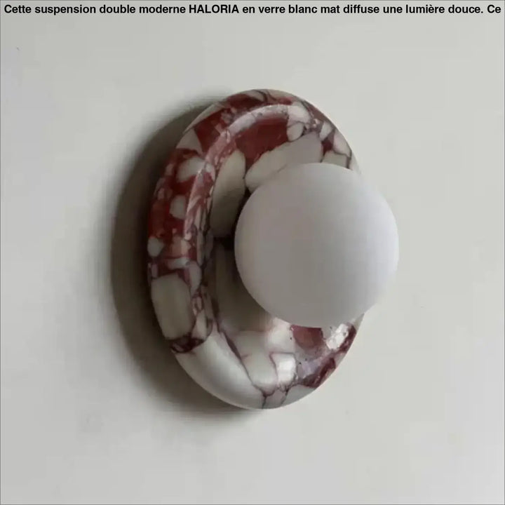 Suspension murale en marbre avec lumière en verre design élégant