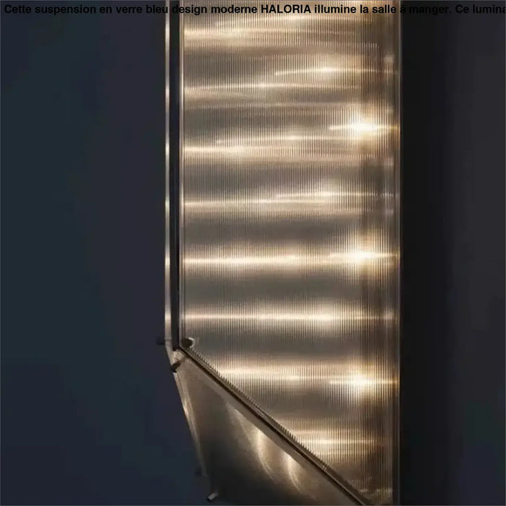 Applique murale longiligne en métal doré et led style chic
