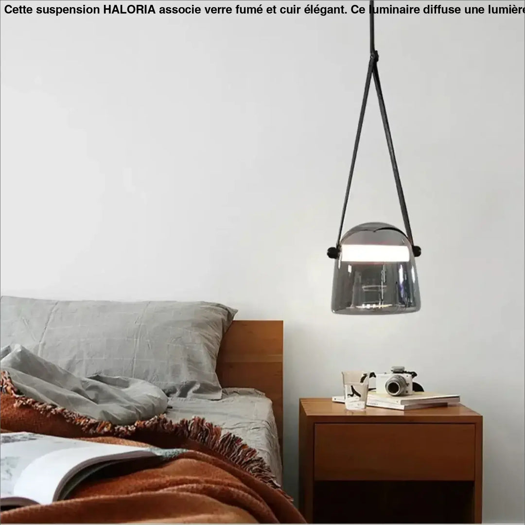 Suspension en verre fumé avec sangles en cuir élégant