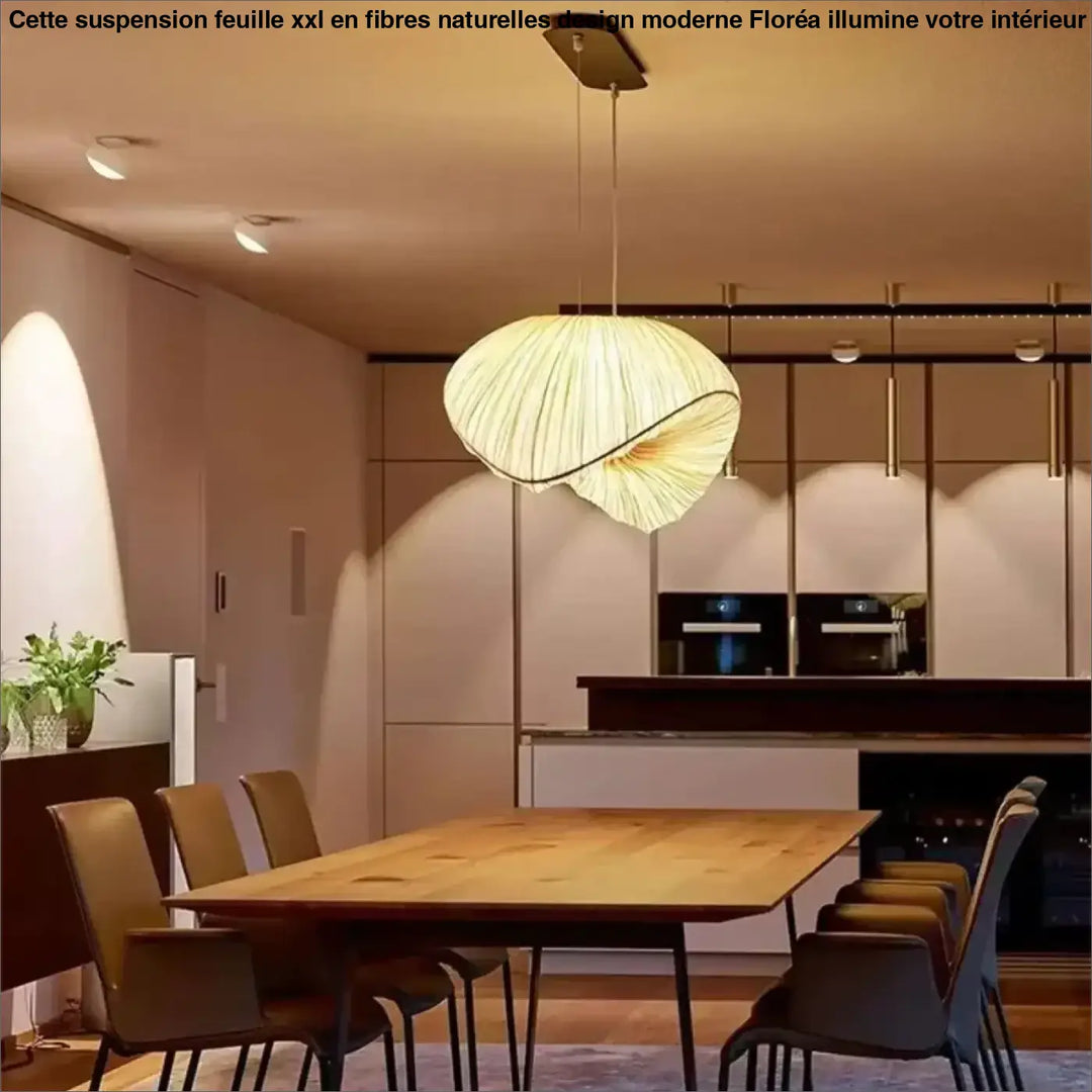 Suspension Feuille XXL en Fibres Naturelles Design Moderne

