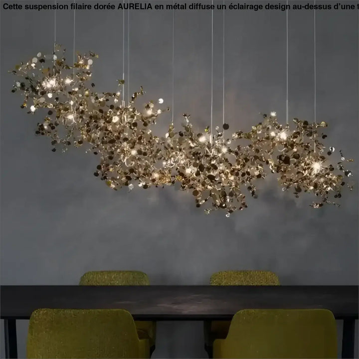 Suspension filaire dore aurelia en métal doré avec motifs feuillages et lumières intégrées pour salle à manger moderne