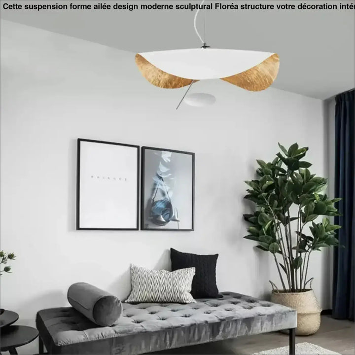 Suspension Forme Ailée Design Moderne Sculptural