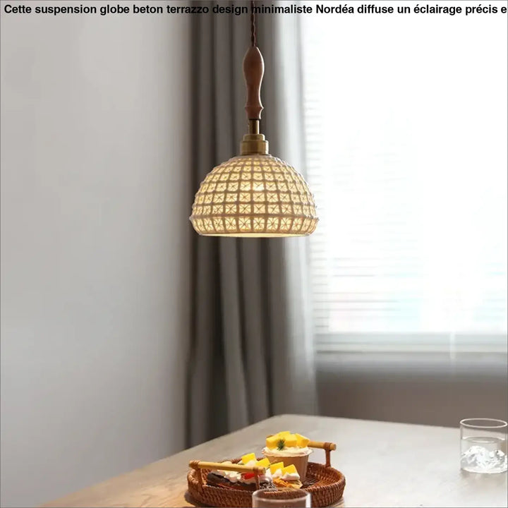 Suspension Luminaire à l’Effet Céramique pour Éclairer une Cuisine
