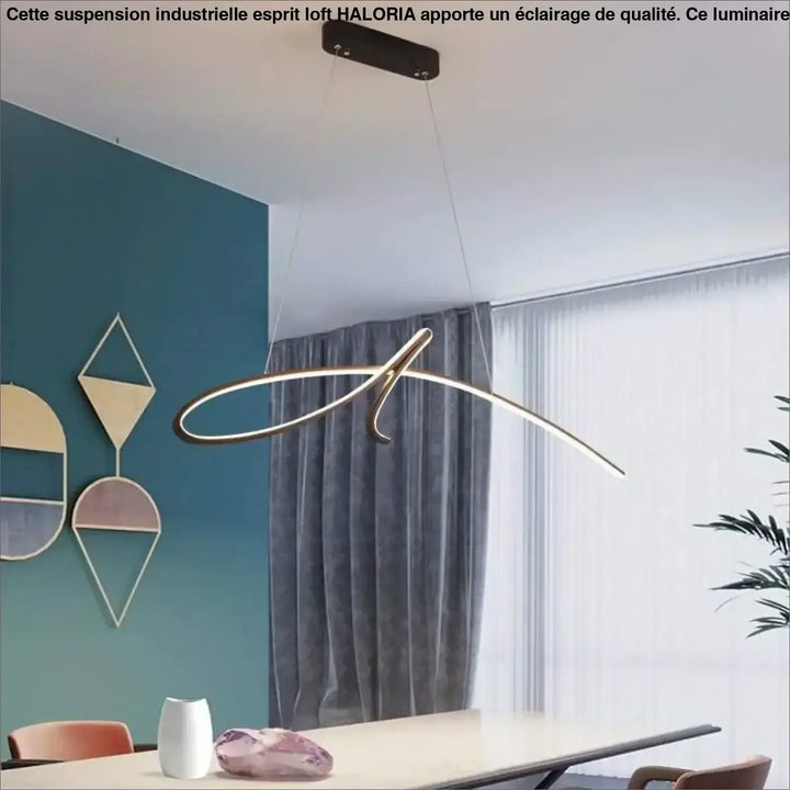 Suspension industrielle esprit loft avec design minimaliste courbé et éclairage led chaud moderne en métal noir