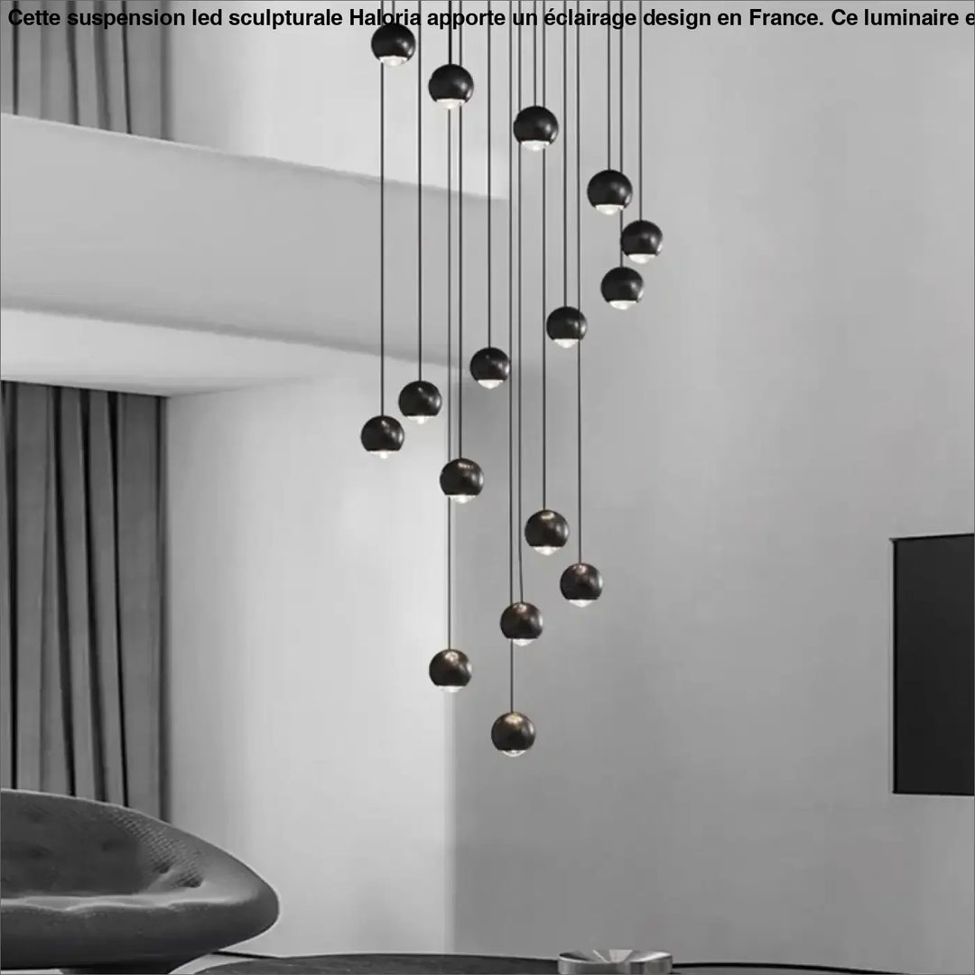 Suspension Cascade Moderne Boules Noires Pour Escalier