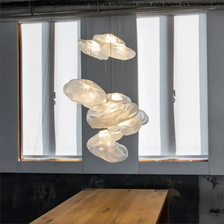 Suspension Nuage Design Sculptural En Verre Transparent Élégant