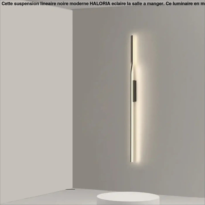 Applique murale verticale noire pour ambiance moderne
