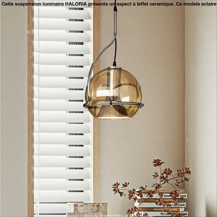 Suspension luminaire en boule de verre marron et spot LED argent

