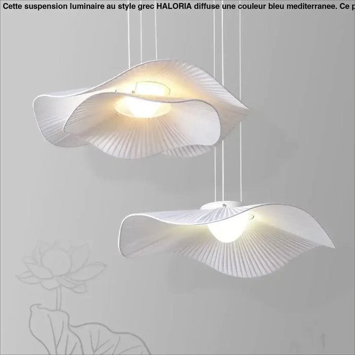 Suspension luminaire blanche avec deux abats jours courbés

