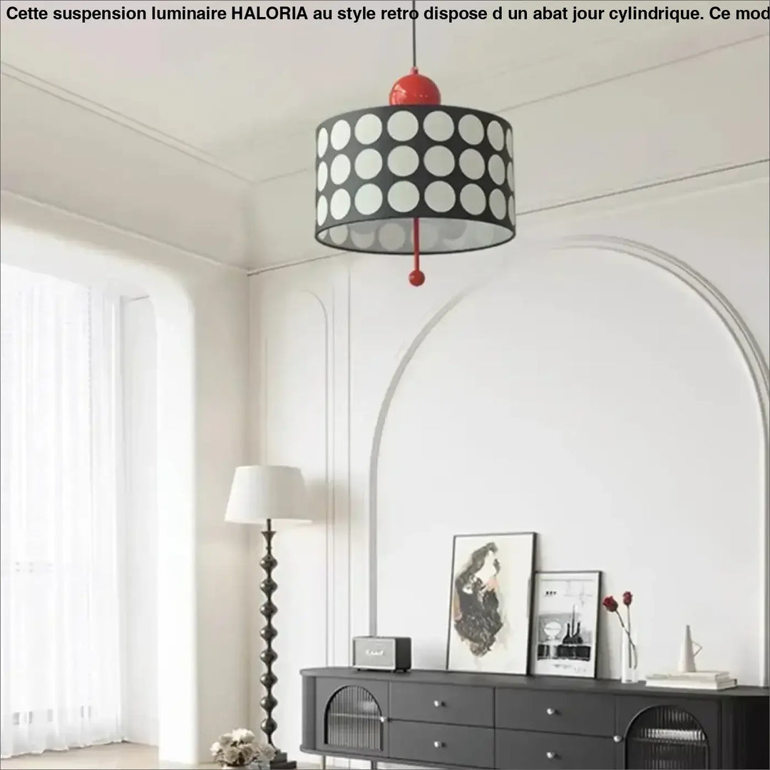 Suspension Luminaire au style rétro avec son abat-jour cylindrique


