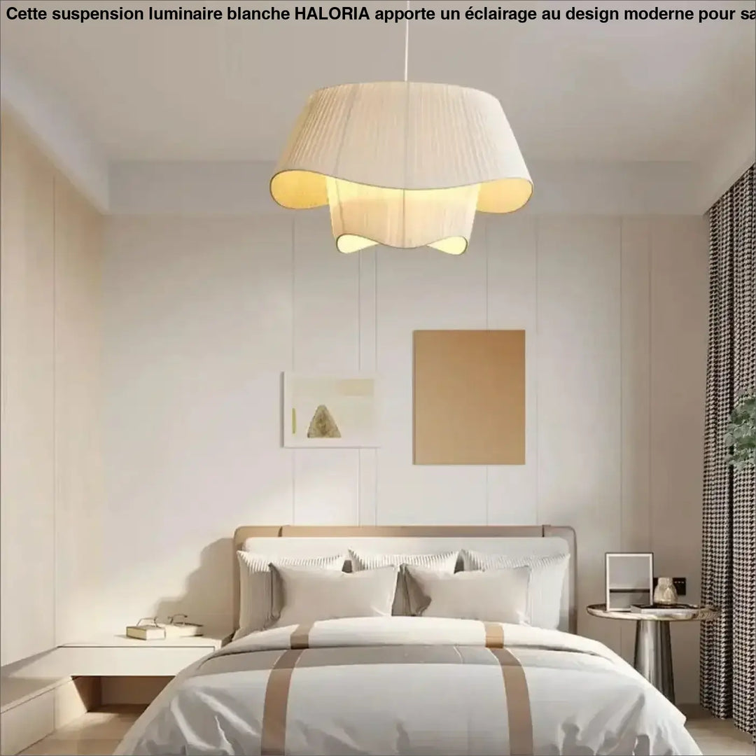 Pendule suspension luminaire blanche tusso en tissu blanc plissé avec une lumière douce pour choix d un éclairage élégant