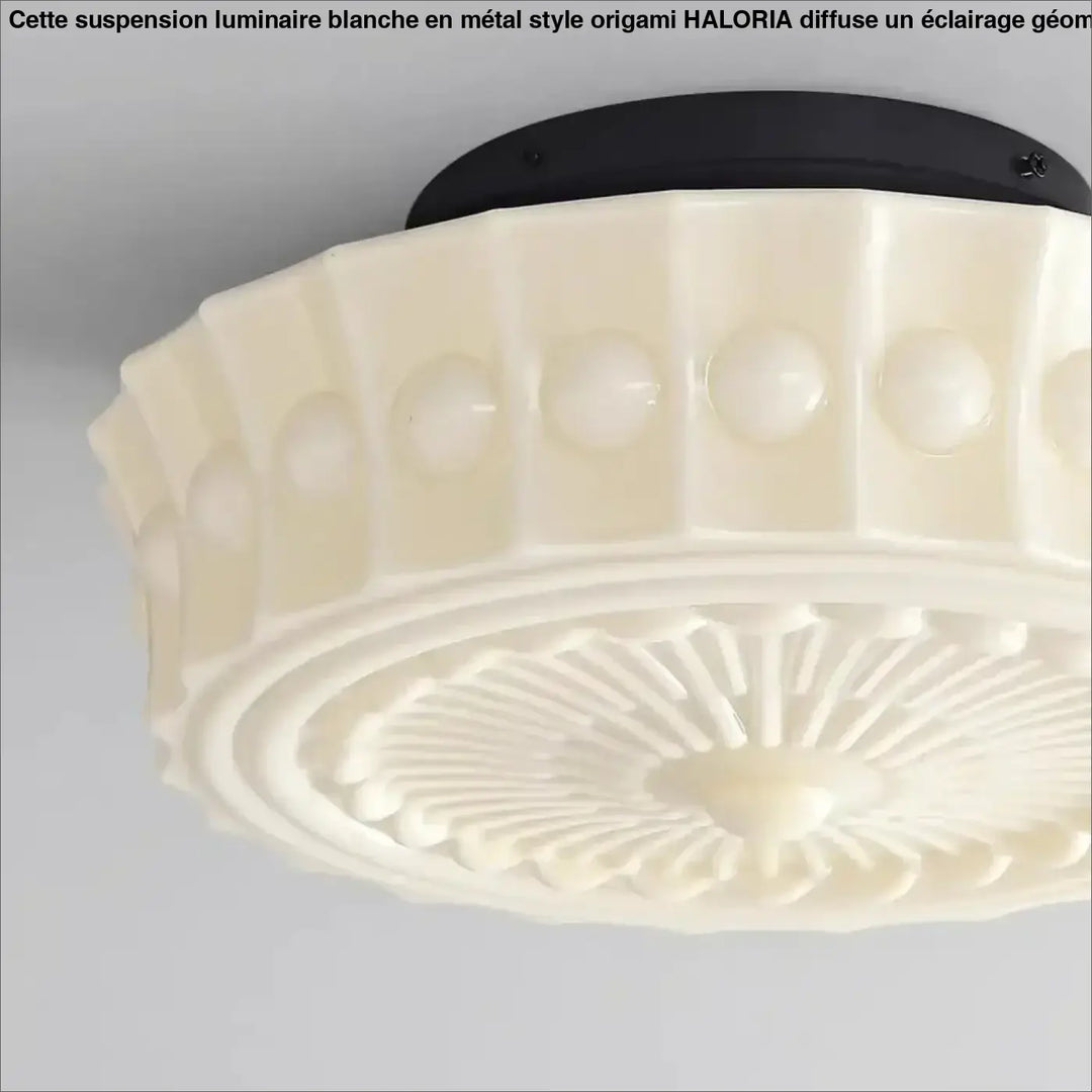 Plafonnier design rétro en verre sculpté ambiance raffinée