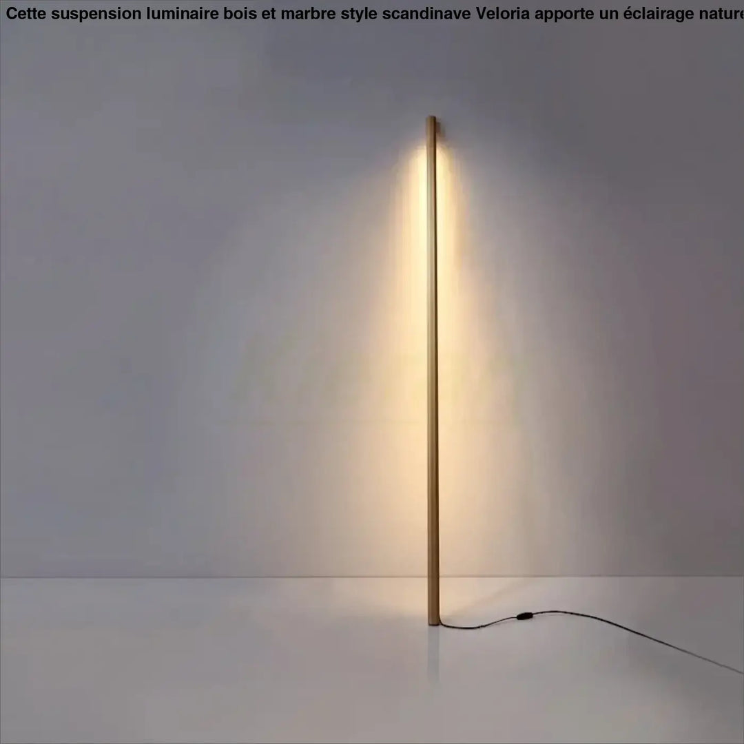 Lampadaire vertical en bois éclairage ambiant élégant
