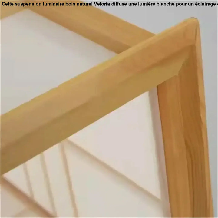 Suspension design en bois pour intérieur zen élégante