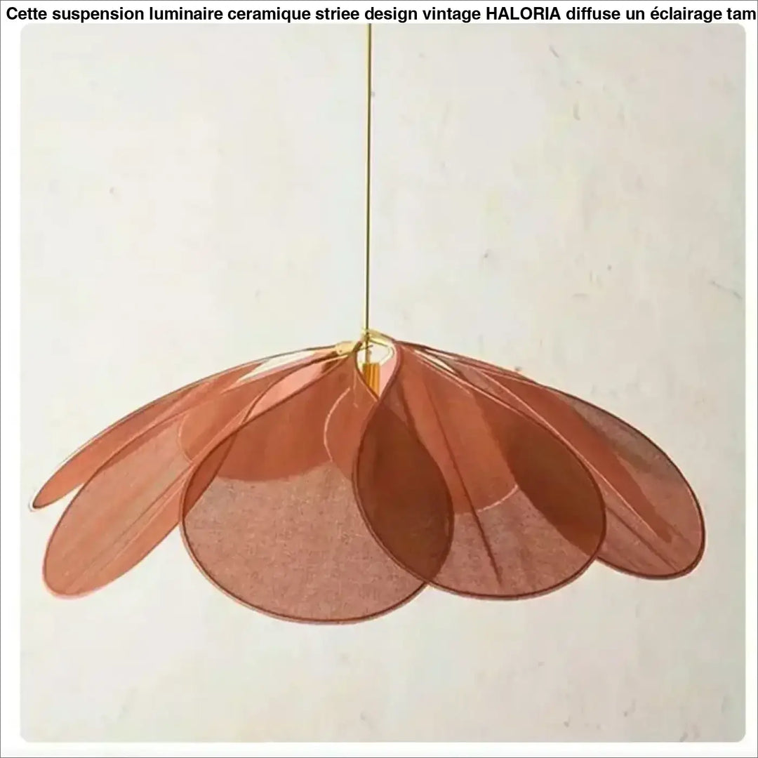 Suspension luminaire design aérienne en pétales au style moderne