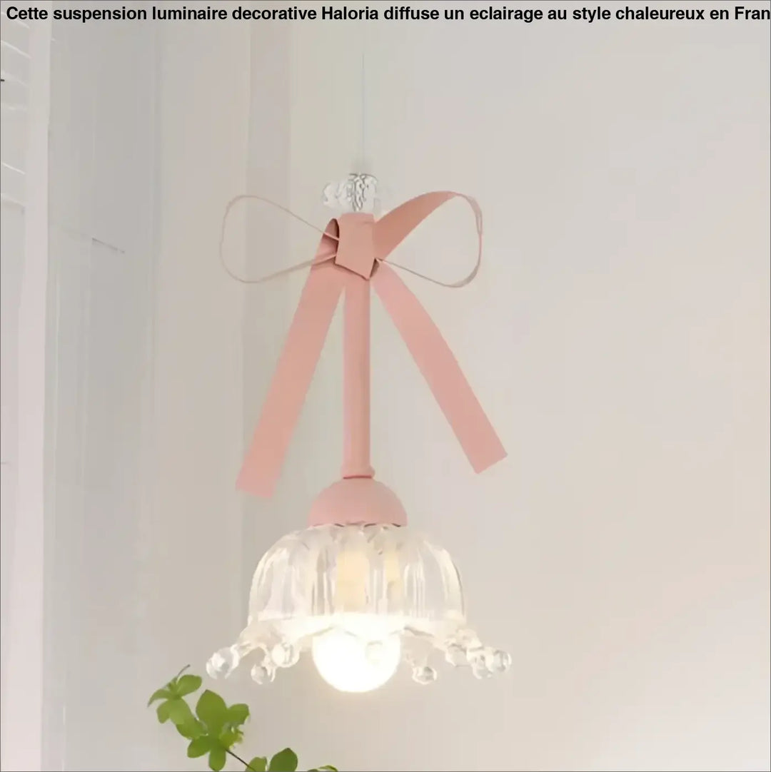 Suspension luminaire sissi en rose poudré avec nœud décoratif et abat-jour style lustre en cristal délicat
