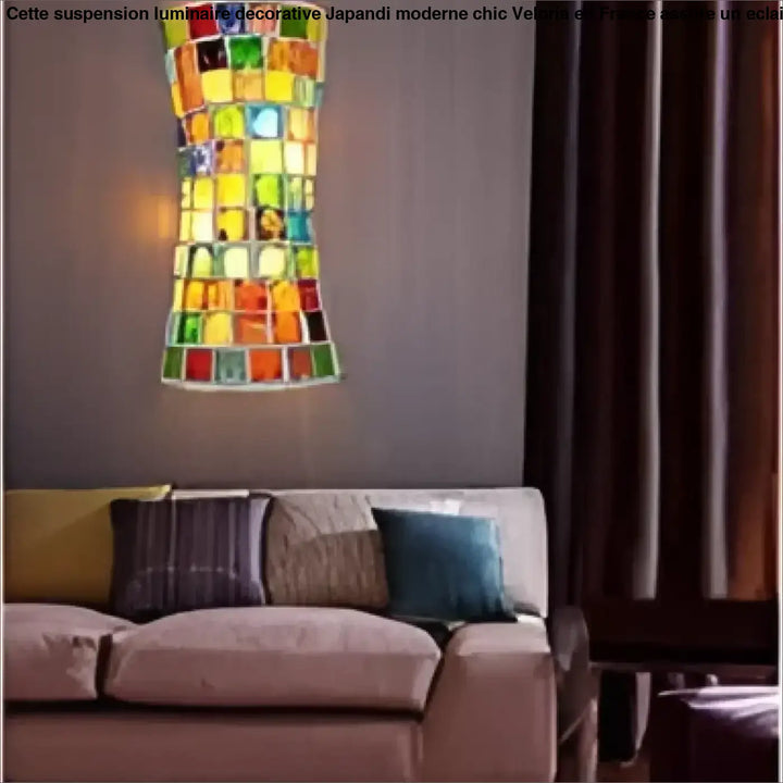 Applique murale mosaïque aly avec carreaux de verre colorés en motifs verticaux segmentés