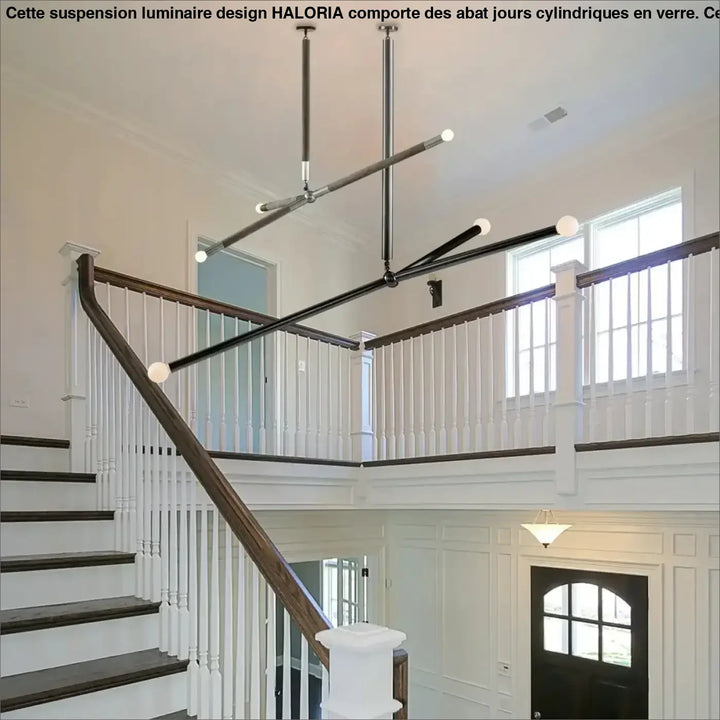 Suspension luminaire pika en chrome et noir avec globes lumineux blancs sphériques design asymétrique
