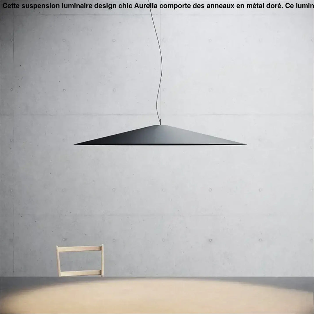 Suspension luminaire minimalist en aluminium noir mat avec forme conique suspendue par un cordon fin