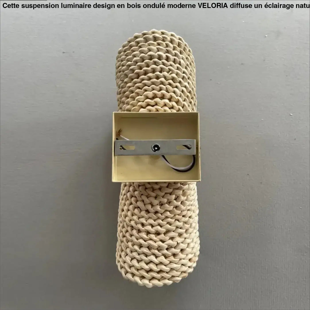 Beige suspension luminaire design en bois ondule moderne avec applique murale en corde tressée et support métallique carré veloria