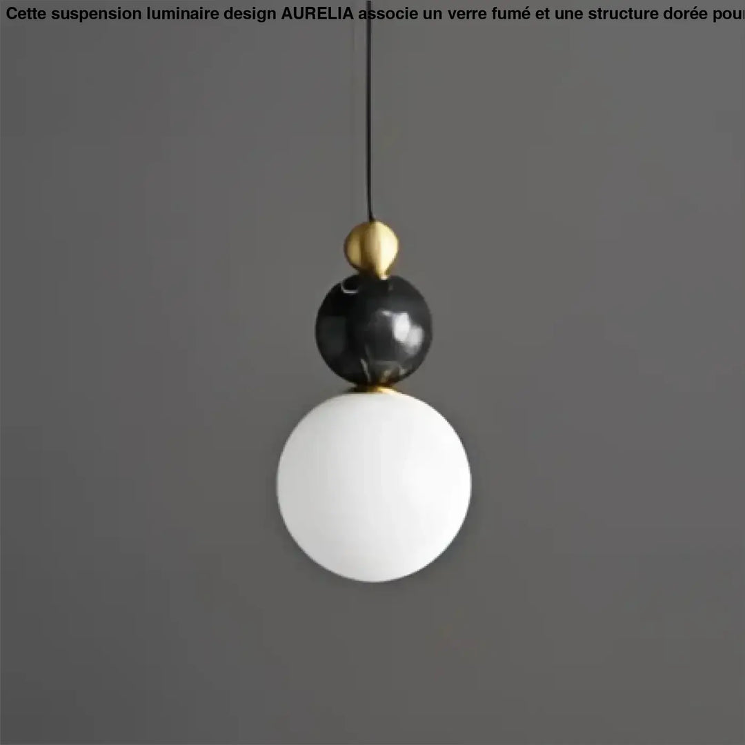 Suspension luminaire eluna avec design sphérique noir et blanc et accents en laiton pour un luminaire design élégant
