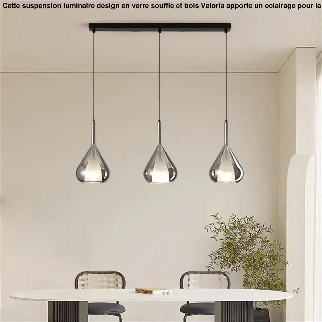 Suspension luminaire pirula avec trois suspensions chromées en teardrop pour éclairage blanc froid ou blanc chaud mètres carrés