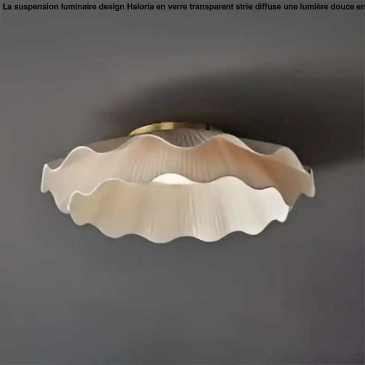 Luminaire plafonnier contemporaine cream beige en verre ondulé avec fixation finition laiton pour lumière enveloppante