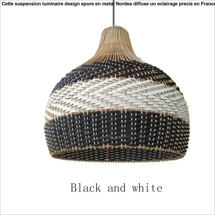 Luminaire noir et blanc en rotin design écologique et chic
