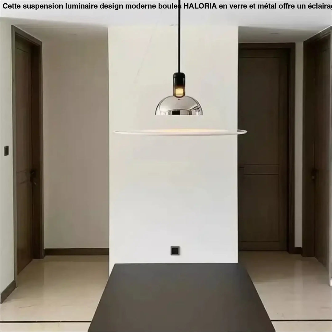 Suspension design moderne en métal chromé avec diffuseur blanc

