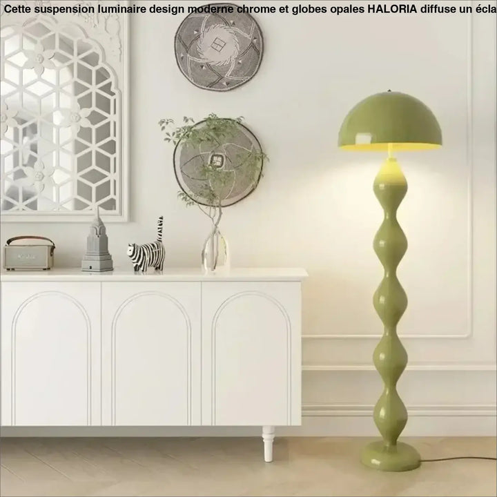 Lampadaire élégant olive vert avec finition glossy, corps ondulé sculpté et abat-jour en dôme pour ambiance chaleureuse