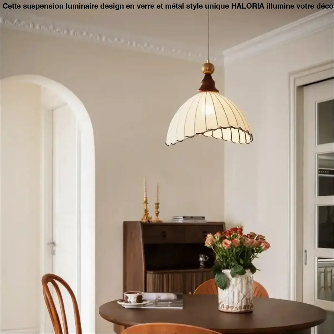 Suspension luminaire en tissu blanc vintage à allure chic