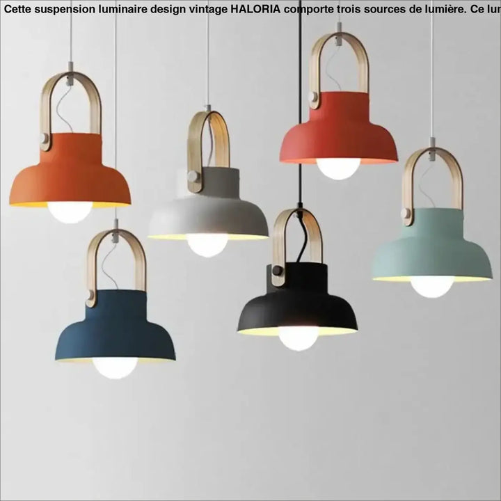 Suspension luminaire design vintage a trois eclairages haloria avec abat-jours en metal mat orange gris noir teal et accent bois