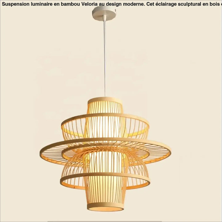 Suspension luminaire en bambou au design moderne et sculptural

