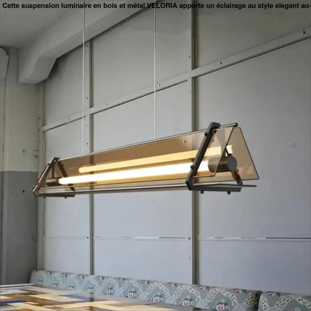 Suspension Longue Industrielle Avec Éclairage Intégré

